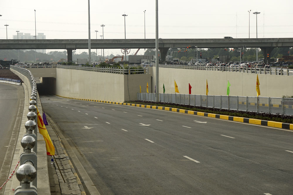 Intersection – Trung Hòa Tunnel (Underpass)
